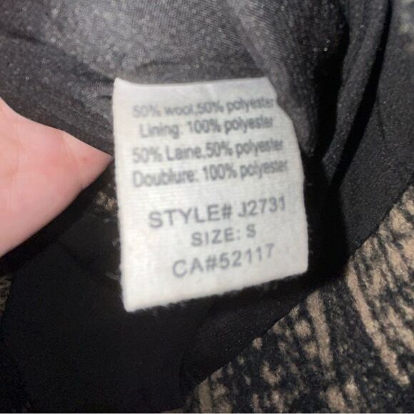 Funktational Long Sleeve Lagenlook Wool Blend Coat - Picture 6 of 10